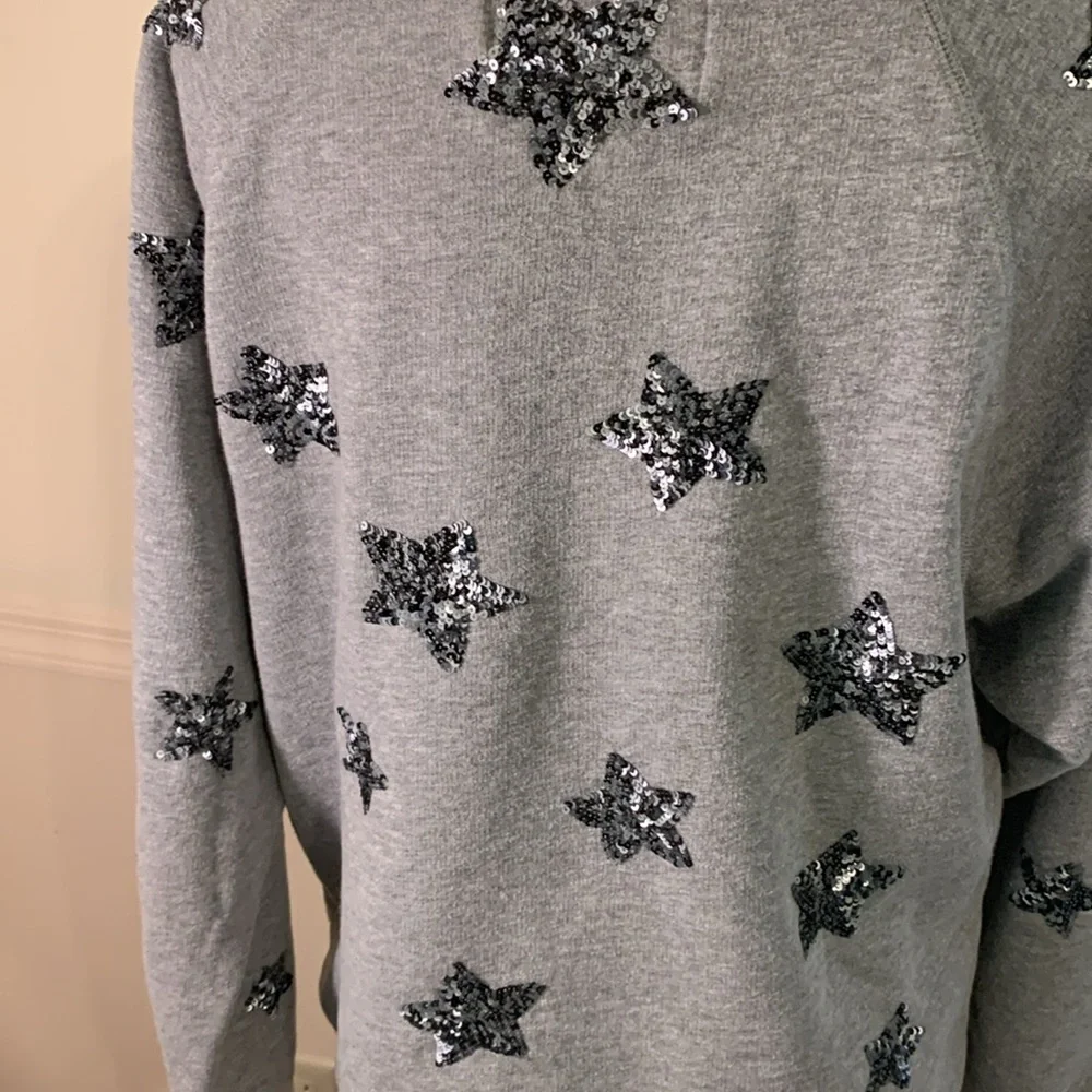 French Collection of England Gray Sequin stars Ladies Sweat shirt Sz Lg Like NEW